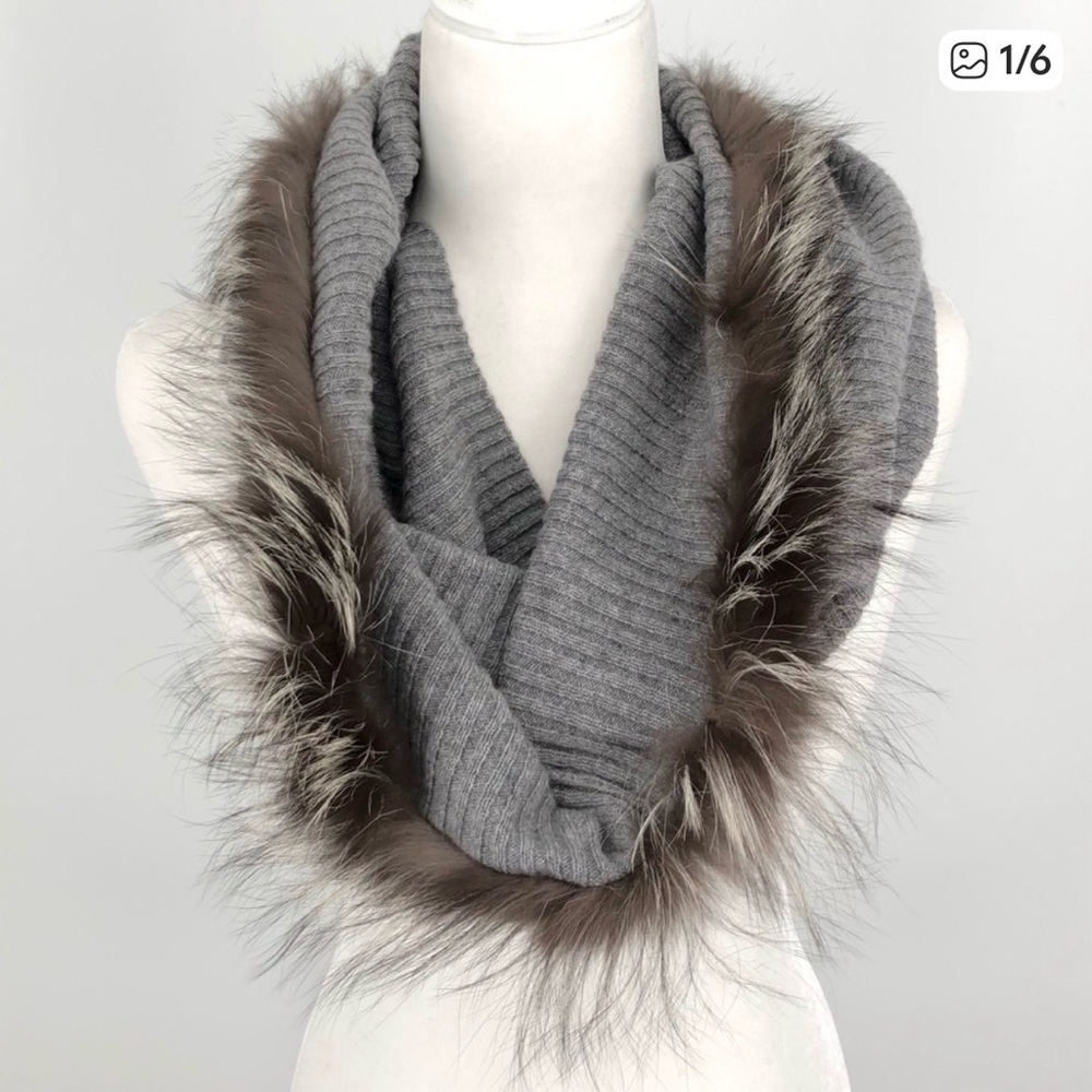 Fox Fur Cashmere Ribbed Infinity Scarf euc sofia cashmere one size